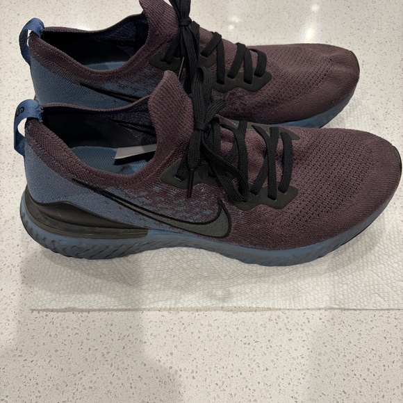 Nike Men’s Blue Epic React Flyknit Sneakers - Picture 2 of 5